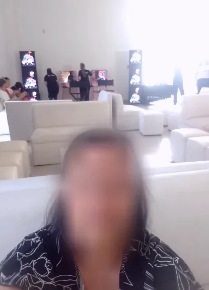 Denise, 36